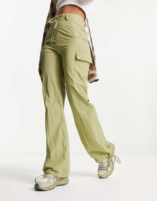 Daisy Street fitted parachute cargo trousers in khaki | ASOS