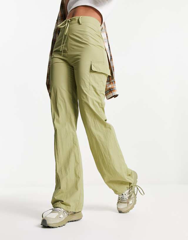 Daisy Street - fitted parachute cargo trousers in khaki