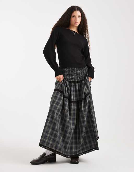Daisy Street – Gestufter, karierter Maxirock in Blau mit tiefer, gesmokter Taille, 5 von 5