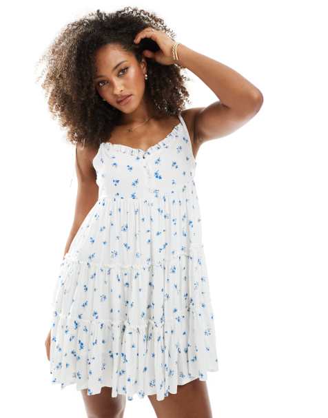 Daisy Street – Gestuftes Minikleid in Weiß mit Blümchenmuster - view 1