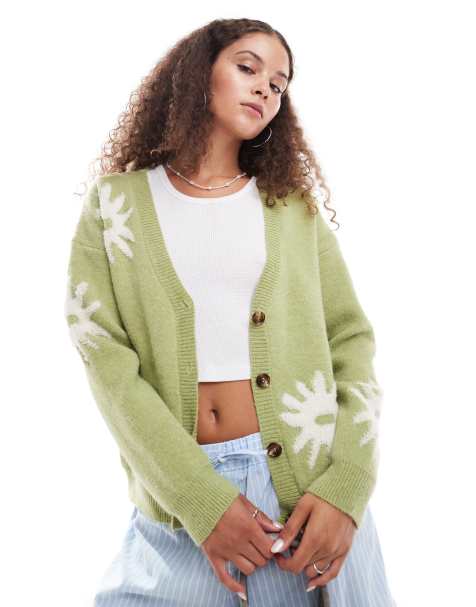 Daisy Street – Getuftete Strickjacke in Grün mit Vintage-Knöpfen und Intarsienmuster - view 1