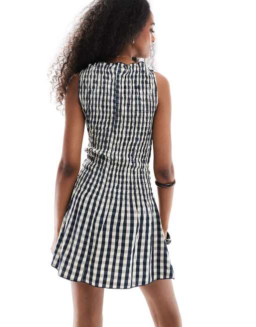 Daisy Street gingham boatneck mini dress in blue, 3 of 4
