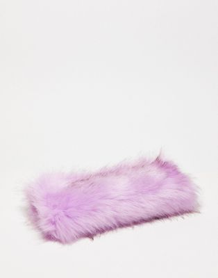 Daisy Street hand muffler in pink faux fur