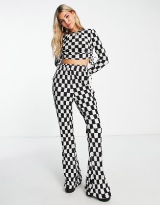 Daisy Street high waist trousers in checkerboard velvet plisse co-ord - ASOS Price Checker