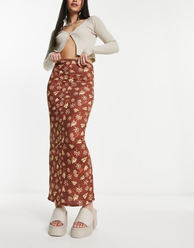 Daisy Street - jersey maxi skirt in brown tie dye floral