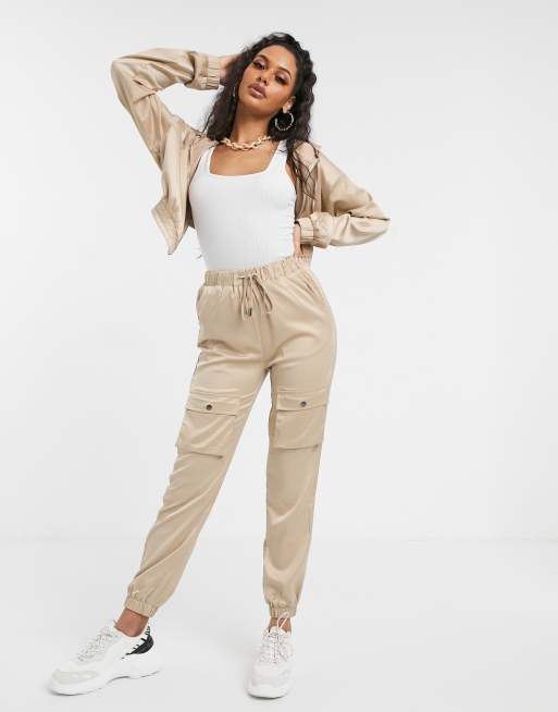 Daisy Street – Jogginghose aus Satin in Nude