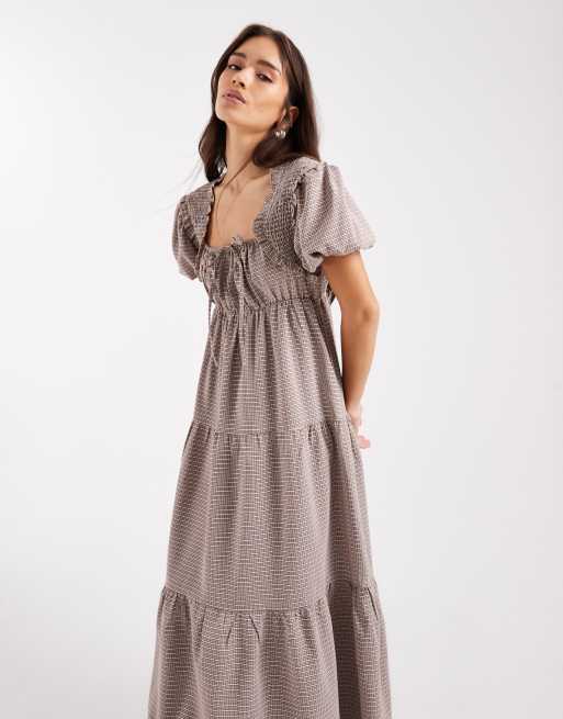 Daisy Street – Kariertes Stufen-Maxikleid in Beige mit Puffärmeln, 2 von 4