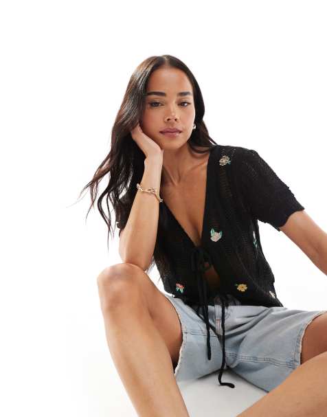 Daisy Street knitted cardigan with embroidered flowers in black