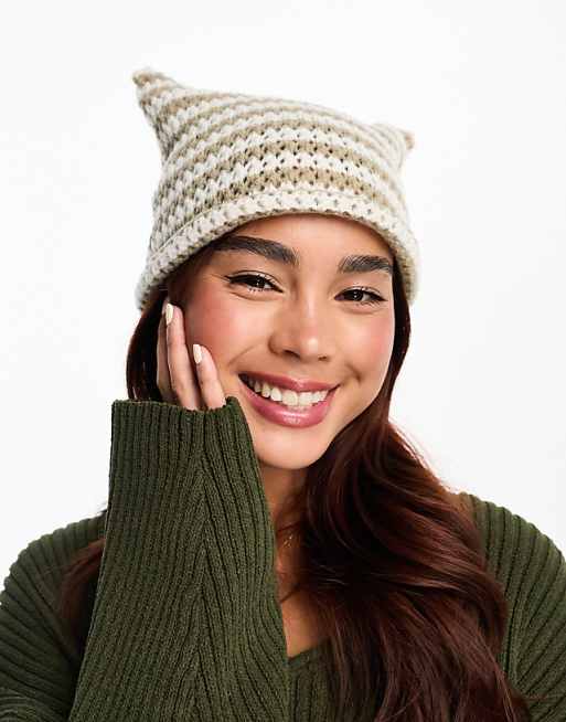 Daisy Street knitted square beanie in off white and beige Daisy Street knitted square beanie in off white and beige
