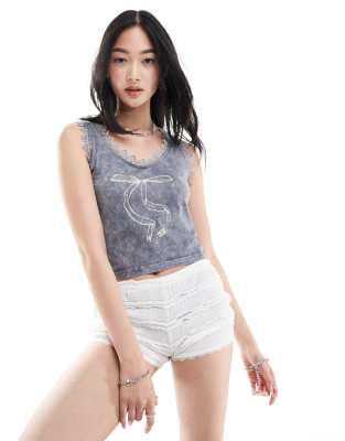 lace trim cropped tank top with bow graphic in washed gray-Black