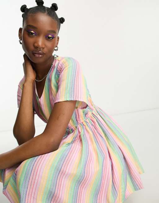 Daisy Street – Lniana luźna sukienka mini w tęczowe paski