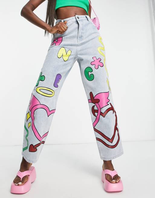 Daisy Street – Locker geschnittene Jeans mit weitem Bein und gemalten Kritzelei-Motiven