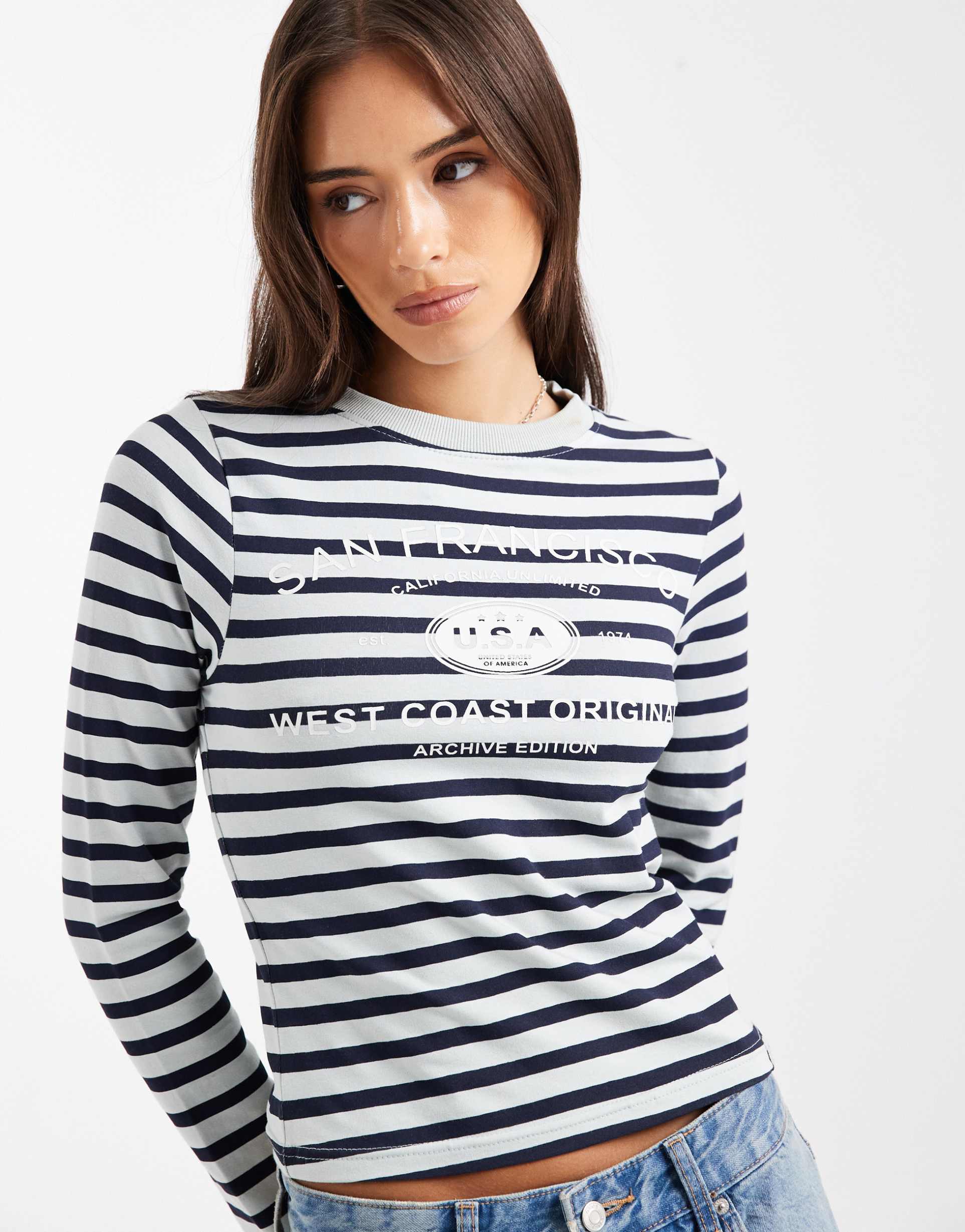 daisy street long sleeve graphic top in blue stripes