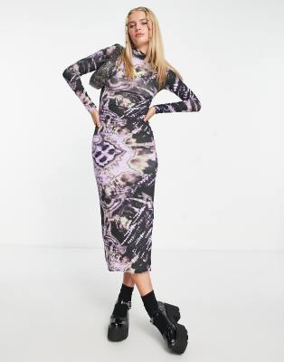 long sleeve grunge midi bodycon dress in tie dye with butterfly graphic-Multi
