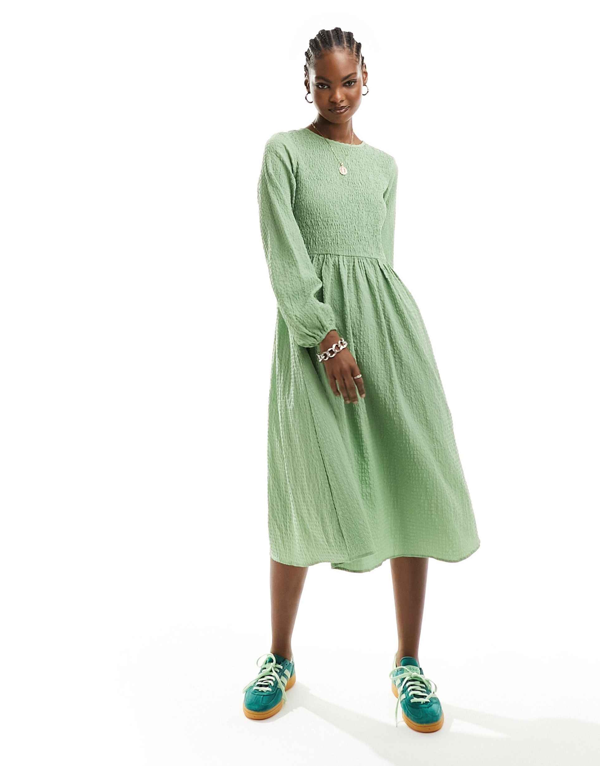 daisy street long sleeve midi smock dress in textured green