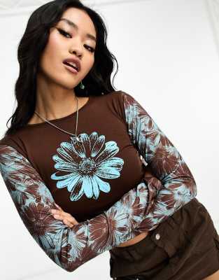 Daisy Street long sleeve raglan crop top in retro floral-Brown