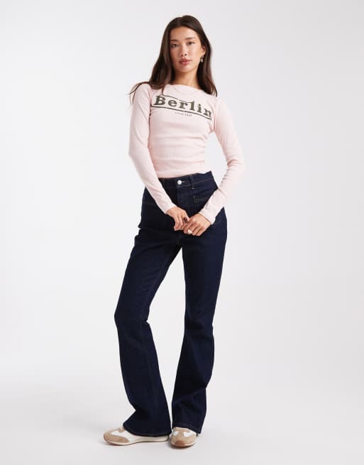 Daisy Street long sleeve rib top with berlin graphic in pink, 3 of 4