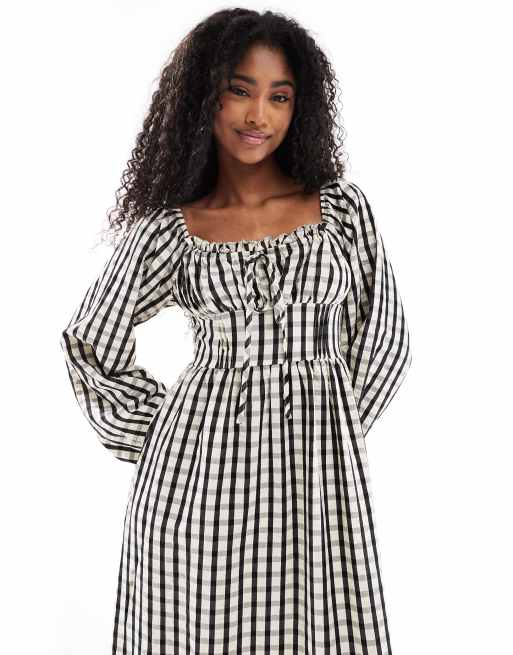 Daisy Street long sleeve shirred bodice midaxi dress in black gingham, 2 of 4