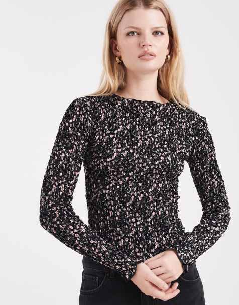 Daisy Street long sleeve shirred top in pink floral - view 1