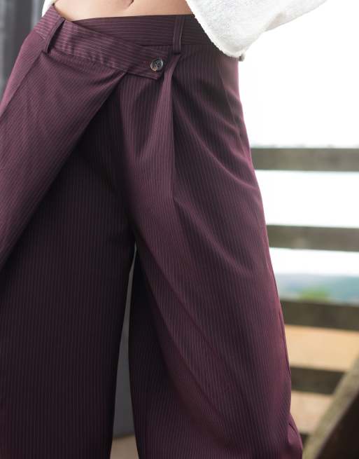 Daisy Street low rise baggy leg trouser with asymmetric button in burgundy , 2 of 4
