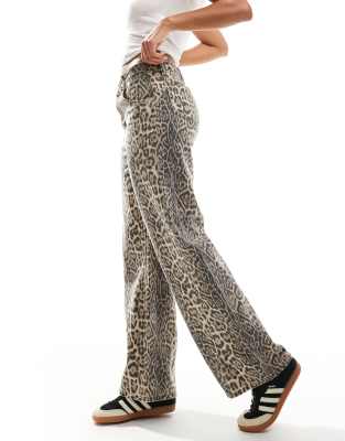 Мешковатые застиранные джинсы с леопардовым принтом на Дейзи-стрит с низкой посадкой 10590₽