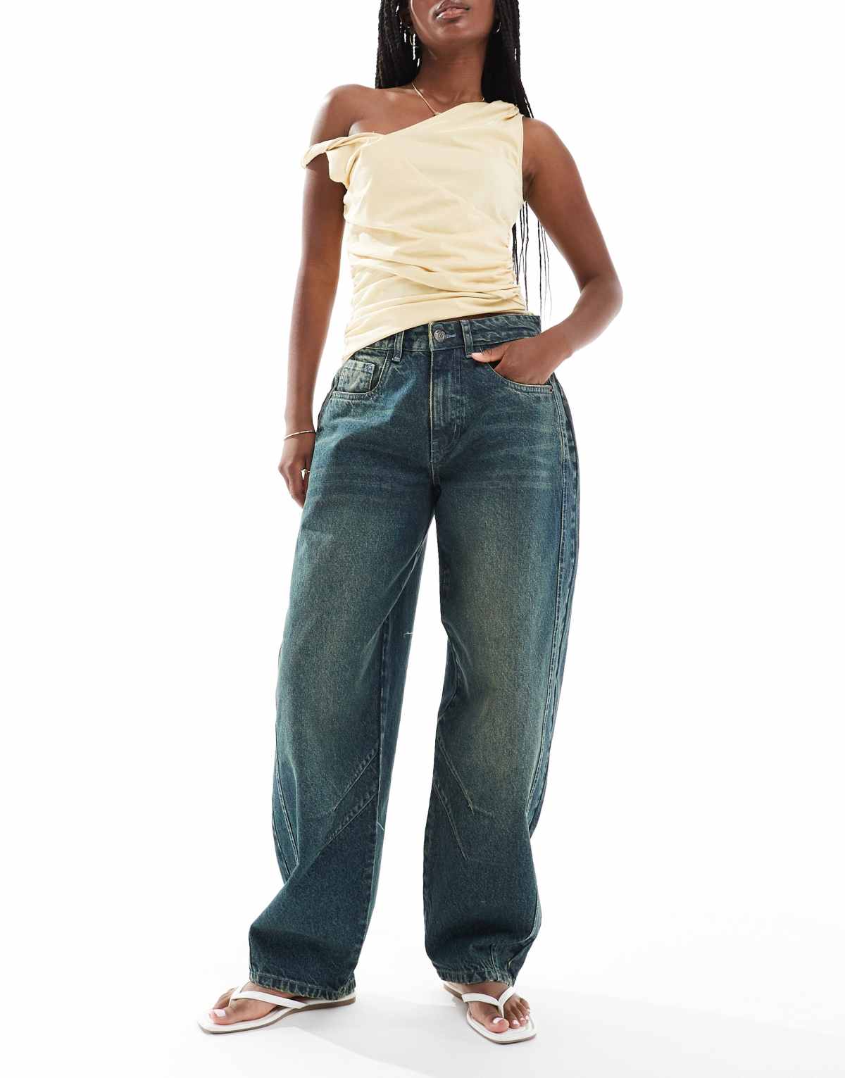 Daisy Street low rise barrel jeans in blue
