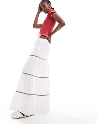 low rise maxi boho skirt in white with lace trim