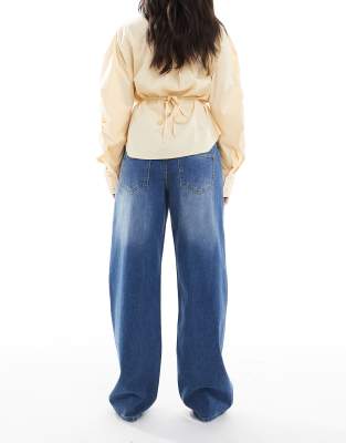 Daisy Street Luna Mid Rise Relaxed Straight Leg Jeans In Blue