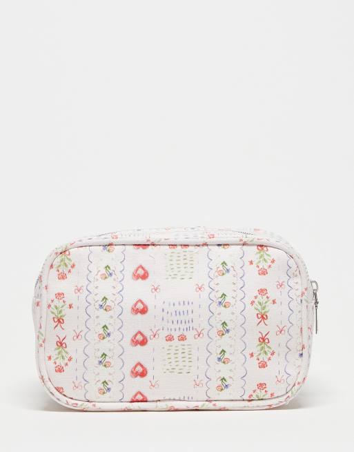 Daisy Street - Make-up tasje met bloemenbehangprint