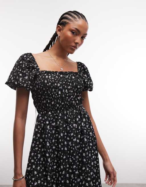 Daisy Street – Midikleid in Weiß geblümt mit gerafftem Oberteil und Puffärmeln, 2 von 4