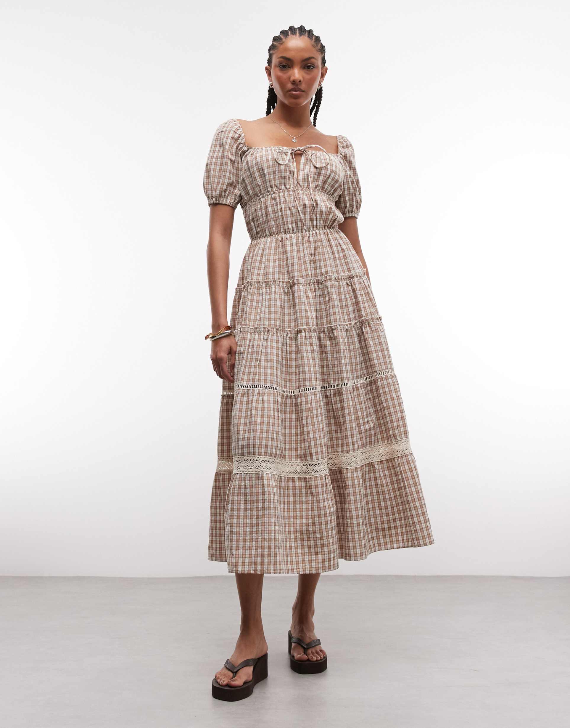 daisy street milkmaid tiered midi dress in brown plaid