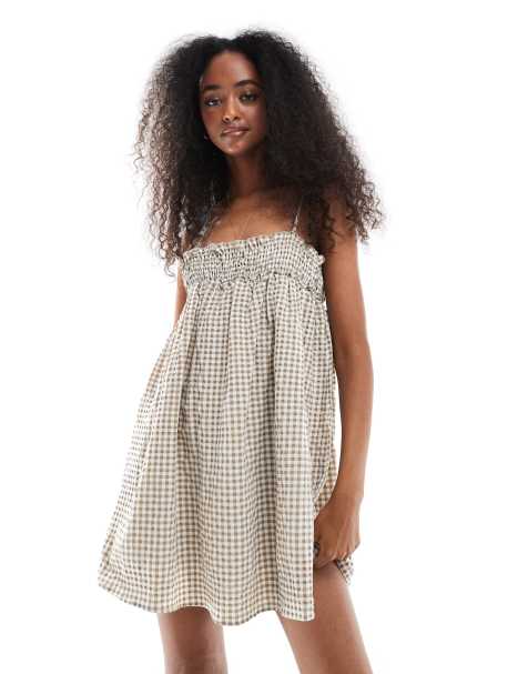 Daisy Street – Minikleid mit braunem Vichy-Karomuster und gesmoktem Bandeau-Teil - view 1