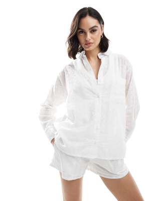 Daisy Street - Oversize-Bluse in Weiß mit Lochmuster, Kombiteil