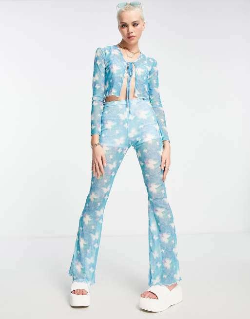Daisy Street - Pantaloni a zampa a vita alta con fondo smerlato in rete con motivo con farfalle in coordinato