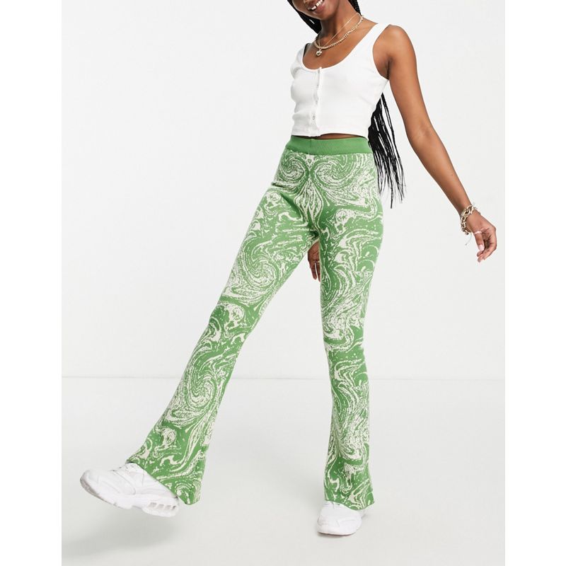 8QVur  Daisy Street - Pantaloni a zampa comodi in maglia verde marmorizzato in coordinato