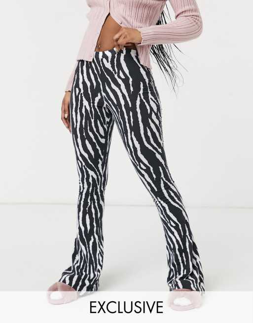 Daisy Street - Pantaloni a zampa con stampa zebrata