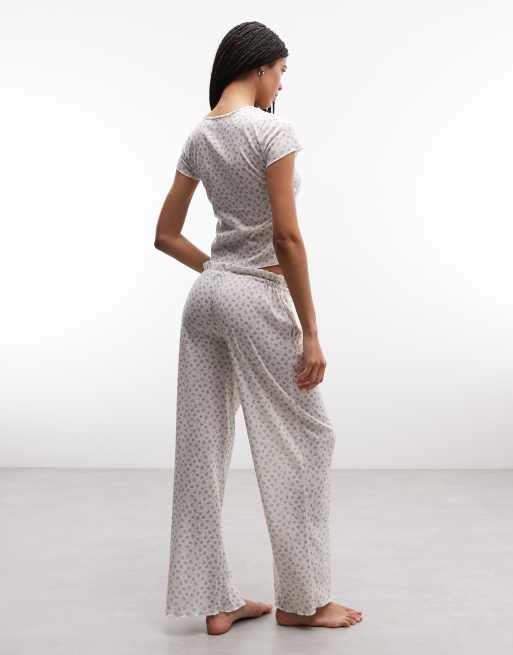 Daisy Street - Pigiama con top e pantaloni allacciati sul davanti a fiorellini, 4 di 4