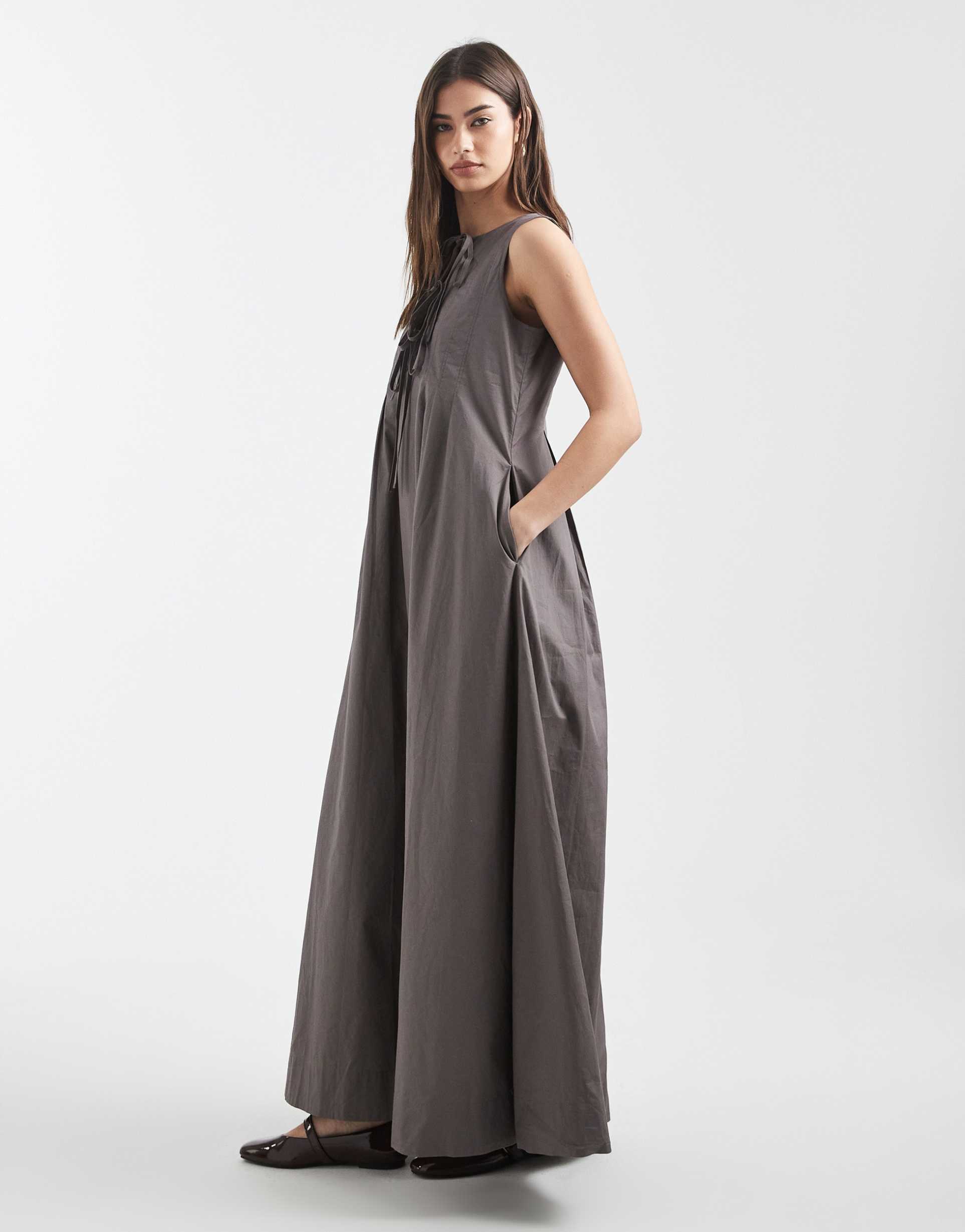 daisy street pintuck detailing maxi dress with front ties in gray