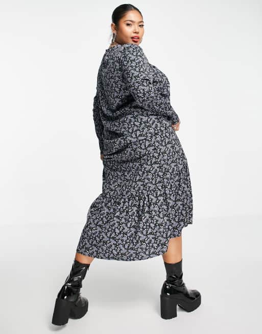 Daisy Street Plus - Aangerimpelde mini-jurk met bloemenprint in blauw, 2 van 4