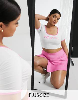 Plus-size top by Daisy Street Rep and repeat Scoop neck Short sleeves Text print to chest Cropped length Slim fit