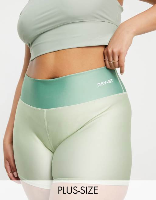 Daisy Street Plus – Active – Kurze, zweifarbige Legging-Shorts in Salbeigrün 