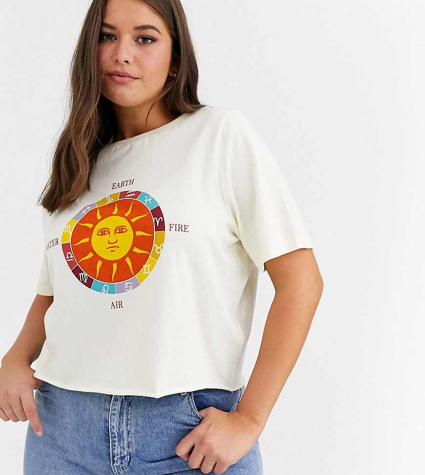 Daisy Street Plus – Avslappnad kort t-shirt med soltryck-Beige