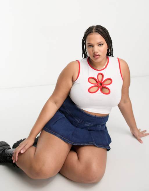 Daisy Street Plus – Crop top i 90-talsstil med utskuren blomma, 2 av 4