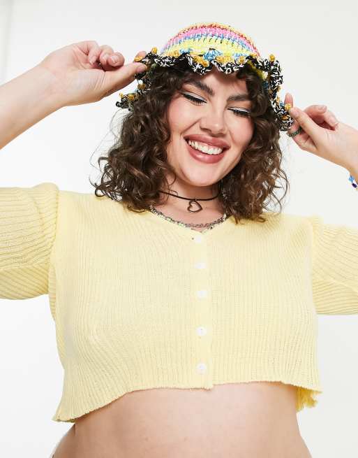Daisy Street Plus cropped knitted short sleeve cardigan in lemon, 3 of 4