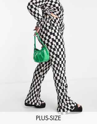 Daisy Street Plus Daisy Street Plus high waist trousers in checkerboard velvet plisse co-ord-Multi