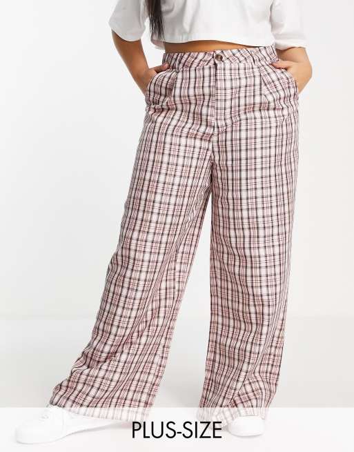 Daisy Street Plus high waisted wide leg trousers in pink check | ASOS