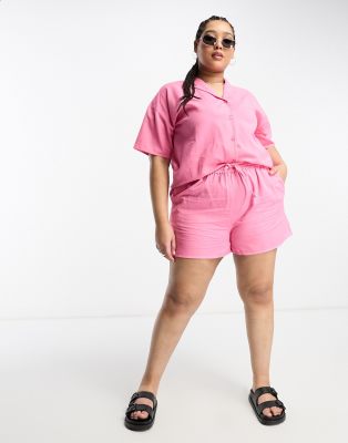 plus size pink shorts