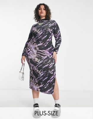 Daisy Street Plus long sleeve grunge midi bodycon dress in tie dye with buttefly graphic-Multi