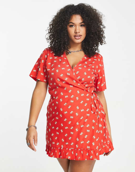 Daisy Street Plus - Mini-jurk met overslag voor en korte mouwen in rood met fijne print