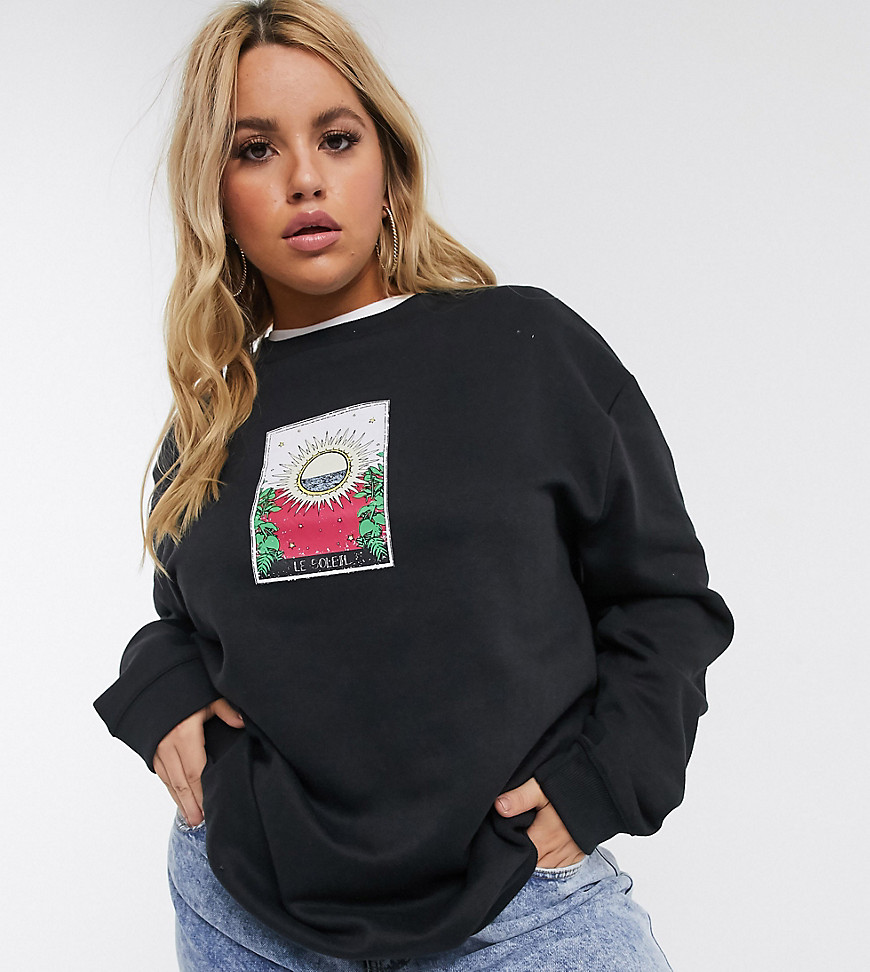 Daisy Street Plus - Oversized sweatshirt met Le Soleil tarot-print-Zwart